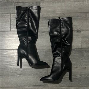 Elegant Black Knee-High Women's Boots